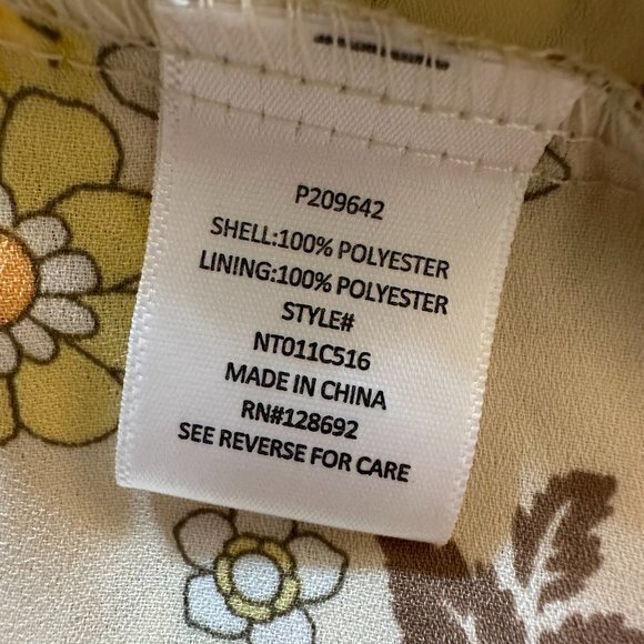 Madden NYC Junior's Cropped Back Tie Top with Long Blouson Sleeves - Picture 7 of 7